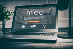 blog création entreprise crédibilité expertise produits services